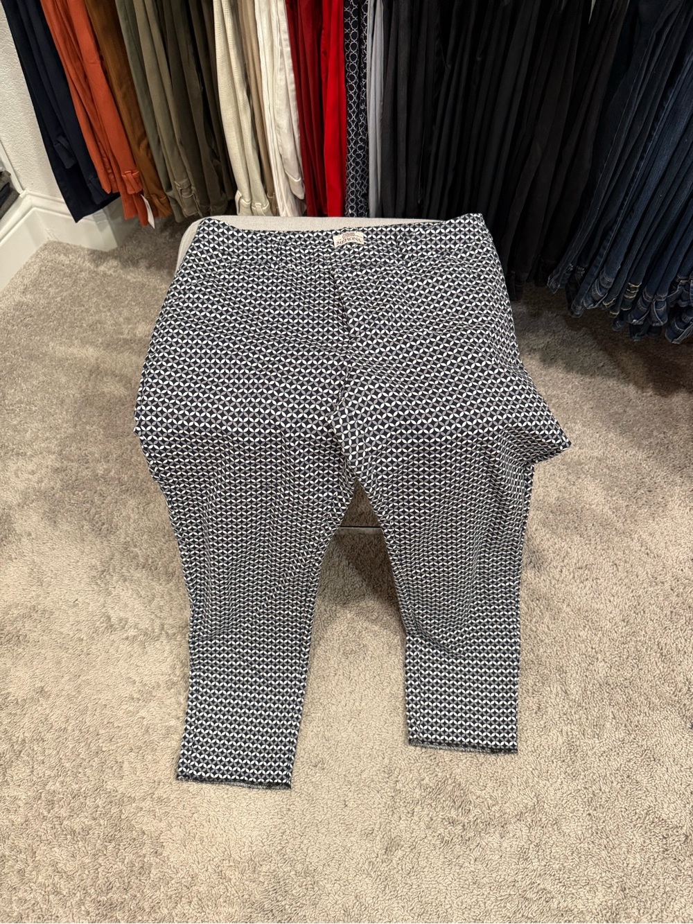 Patterned Black and White Stretch Pants